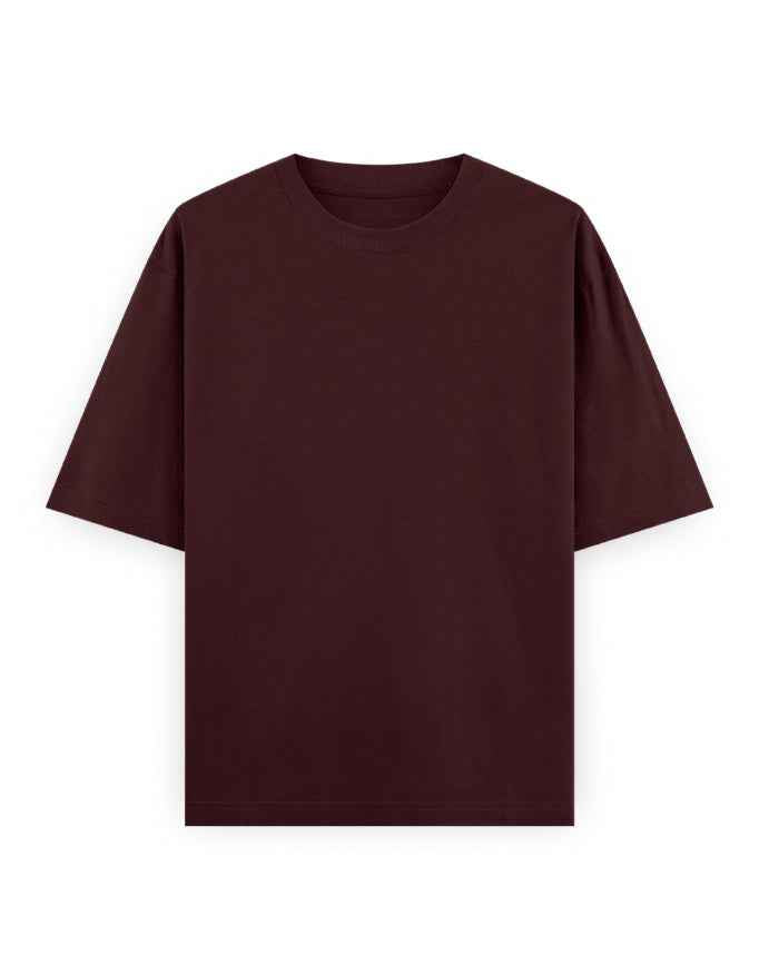 Oversized plain brown t-shirt with short sleeves and crew neck, streetwear style